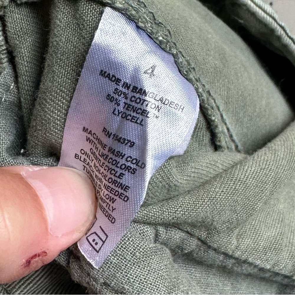 Aeropostale Olive Low Rise Utility Cargo Flare Pants - Picture 5 of 6